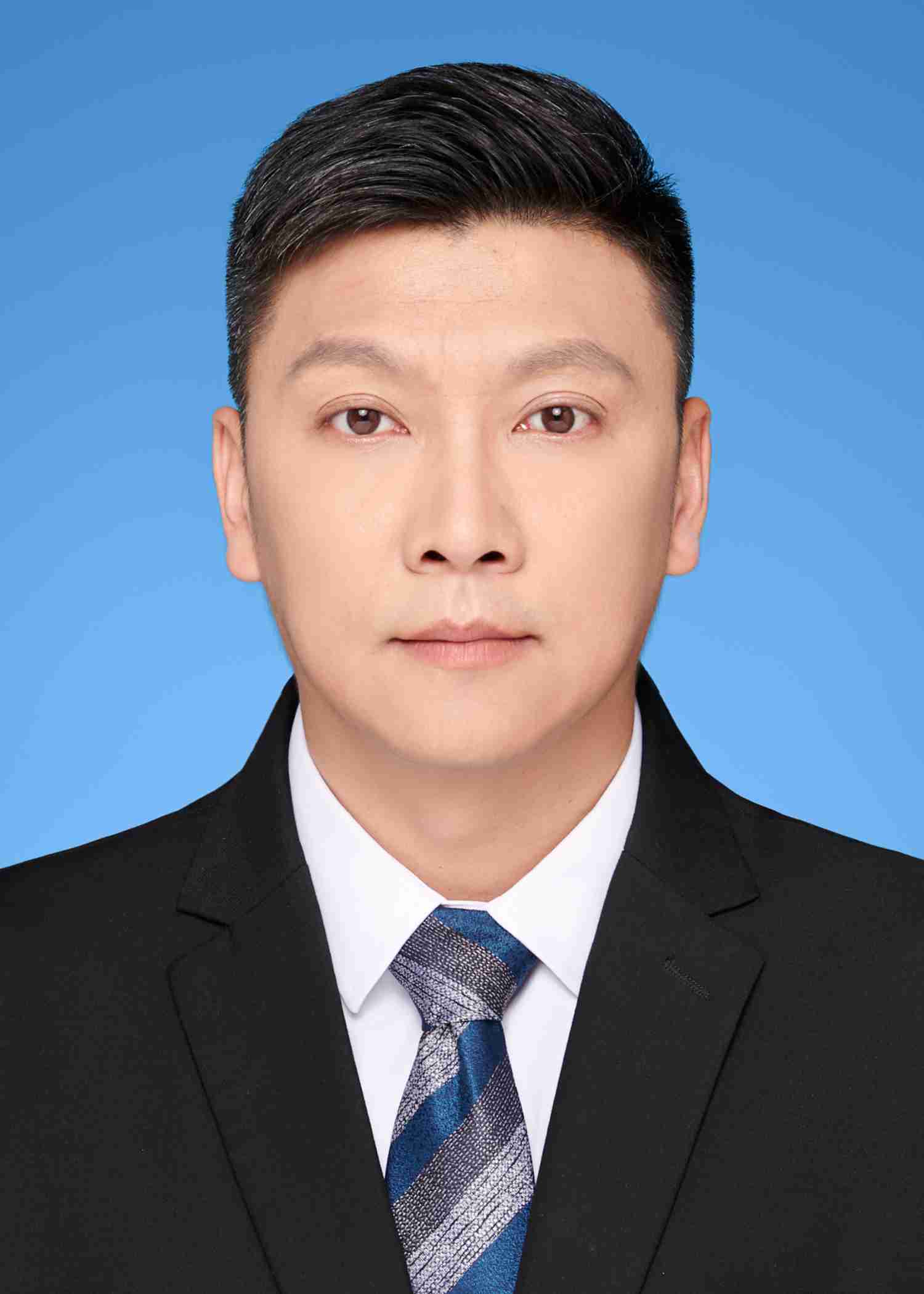 党委书记-王斌