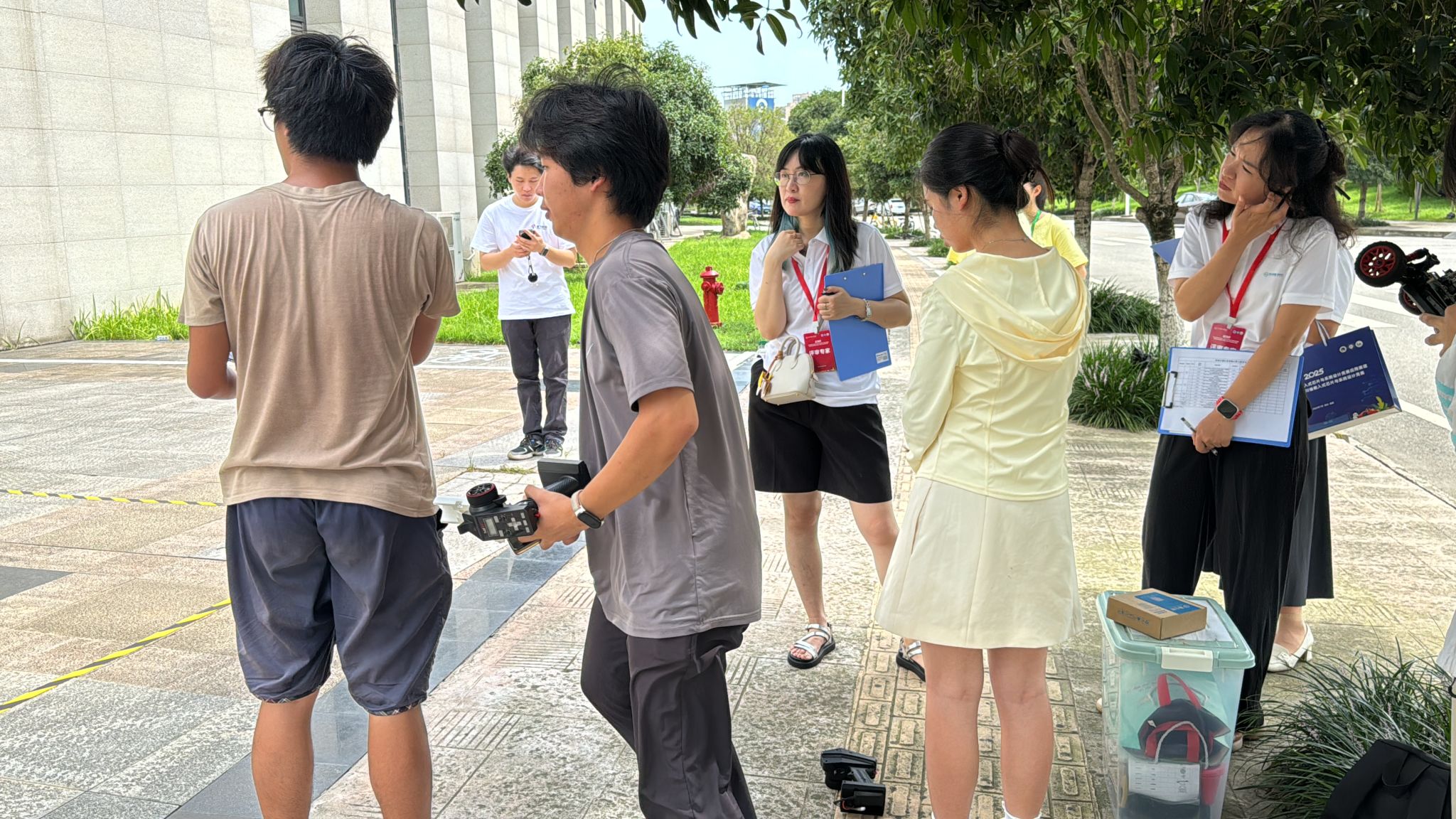 新浪体育新浪网首次参加全国大知鸟网页版嵌入式芯片与系统设计竞赛全国总决赛斩获佳绩+4.jpg